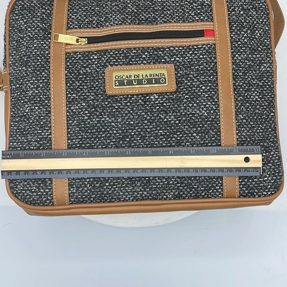 Oscar de la Renta Unisex tweed Luxury Travel Bag